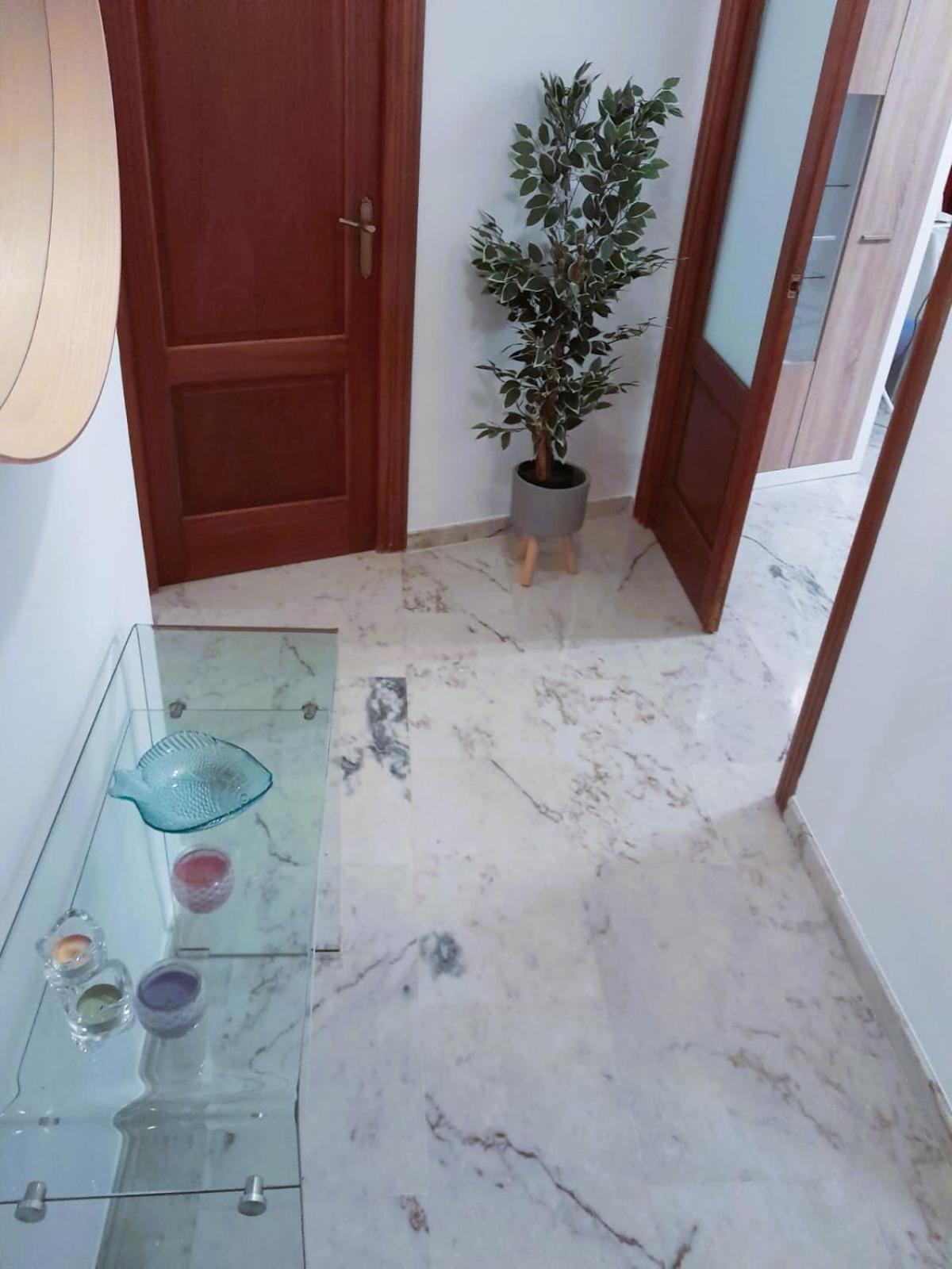 Plaza San Fernando Apartment Carmona  Bagian luar foto
